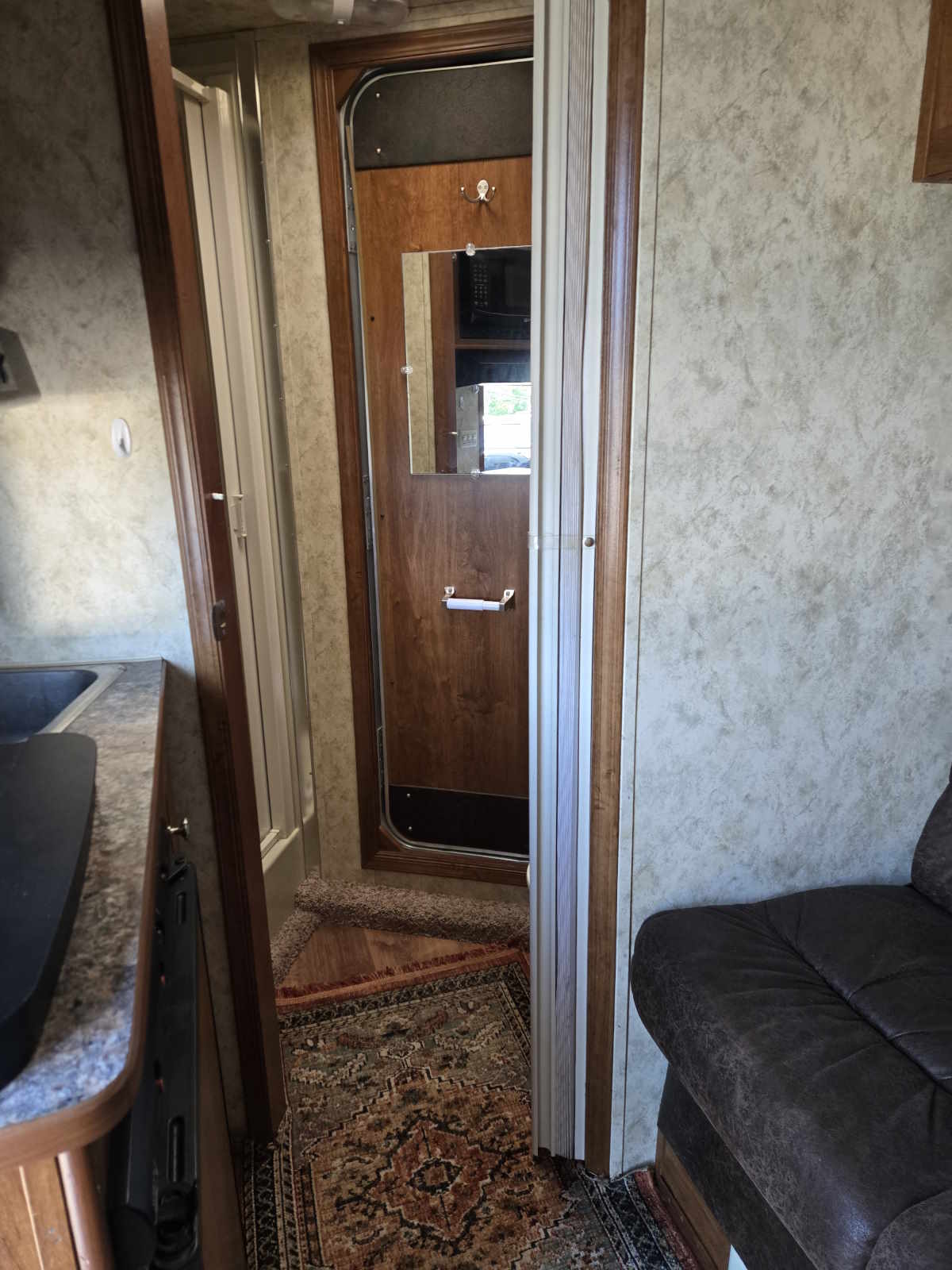 USED_58201_LV.jpg USED_58201_LV.jpg